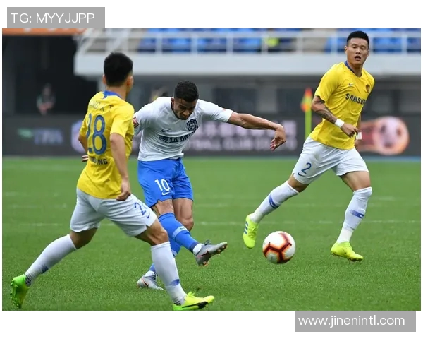 天津泰达迎战江苏苏宁中超联赛精彩对决引发球迷热议